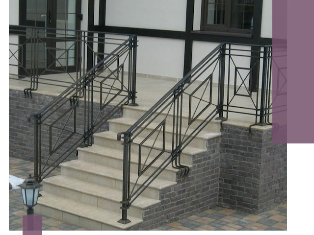 Перила для крыльца в Люберцах — монтаж, изготовление и установка