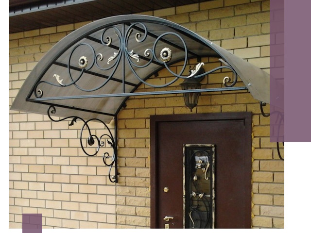 Изготовление козырьков из металла под ключ в Люберцах