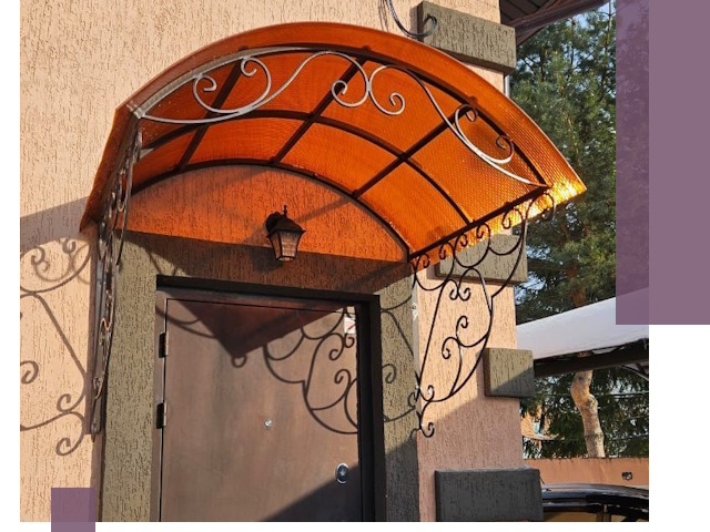 Демонтаж козырьков в Люберцах быстро и безопасно